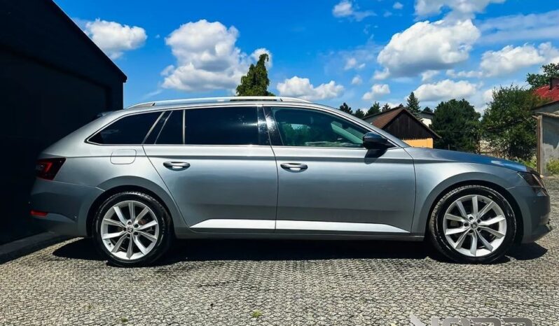 SKODA Superb  | 4×4 (stały) | Automatyczna | 190 KM | Srebrny full