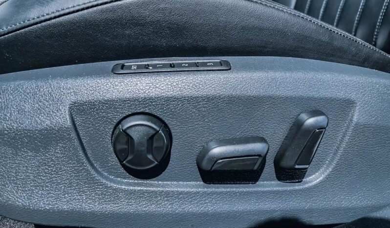 SKODA Superb  | 4×4 (stały) | Automatyczna | 190 KM | Srebrny full