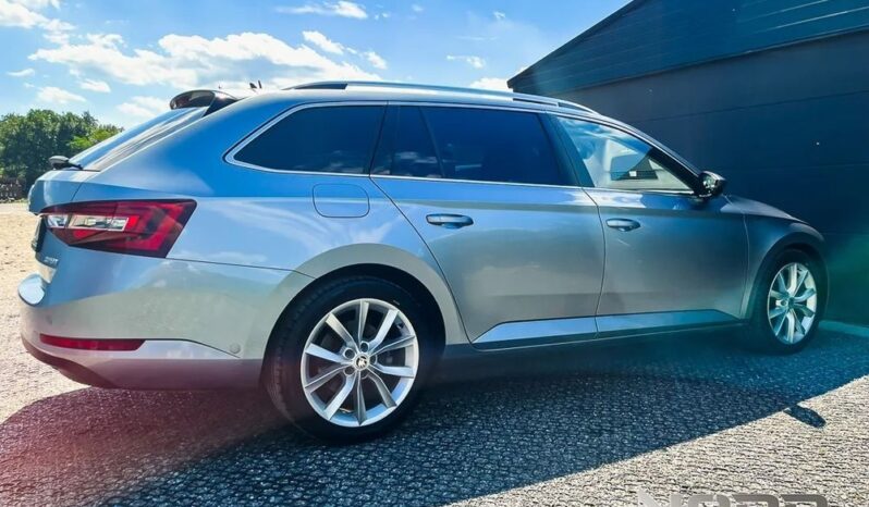 SKODA Superb  | 4×4 (stały) | Automatyczna | 190 KM | Srebrny full