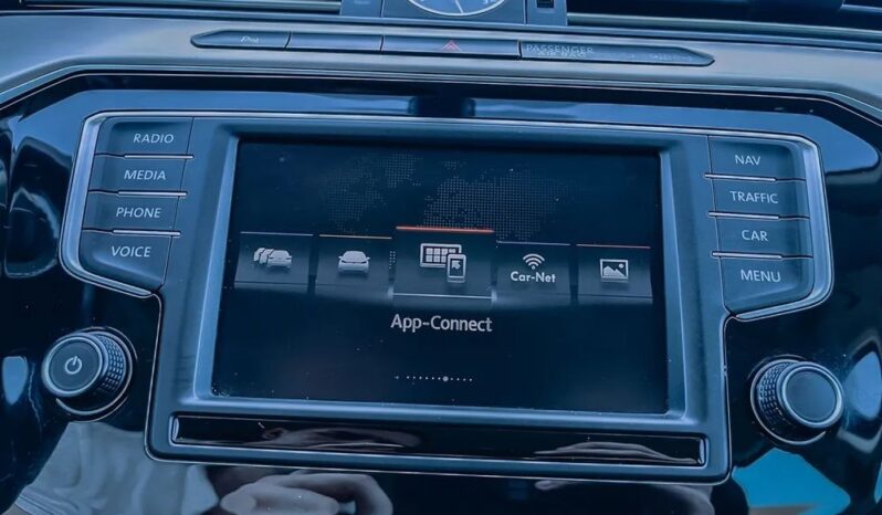 VOLKSWAGEN Passat  | 4×4 (doł. ręcznie) | Automatyczna | 190 KM | Czarny full