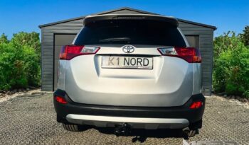 TOYOTA RAV4  | 4×4 (doł. ręcznie) | Automatyczna | 151 KM | Srebrny full