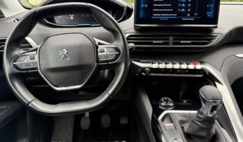 PEUGEOT 5008  | FWD (przód) | Automatyczna | 130 KM | Niebieski full