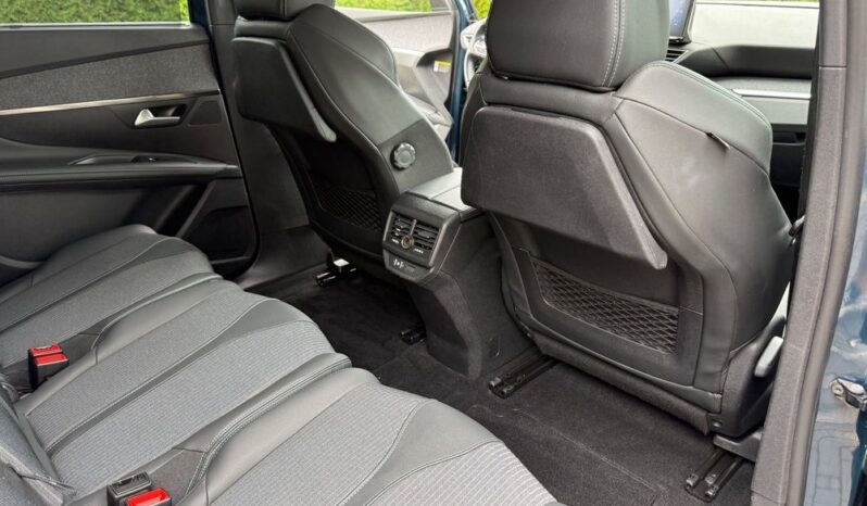 PEUGEOT 5008  | FWD (przód) | Automatyczna | 130 KM | Niebieski full