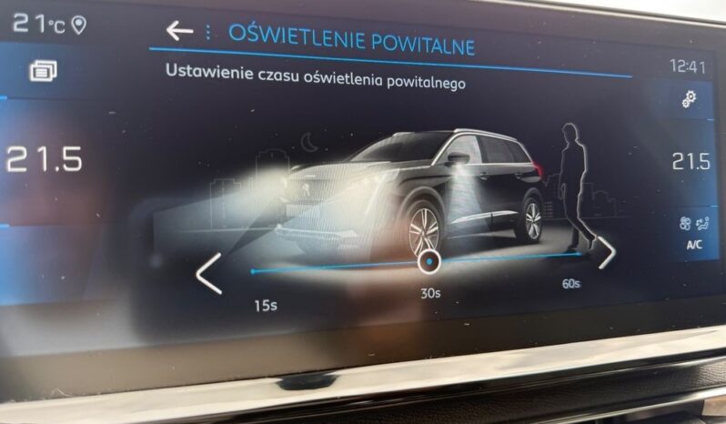 PEUGEOT 5008  | FWD (przód) | Automatyczna | 130 KM | Niebieski full