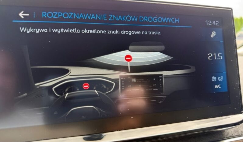 PEUGEOT 5008  | FWD (przód) | Automatyczna | 130 KM | Niebieski full