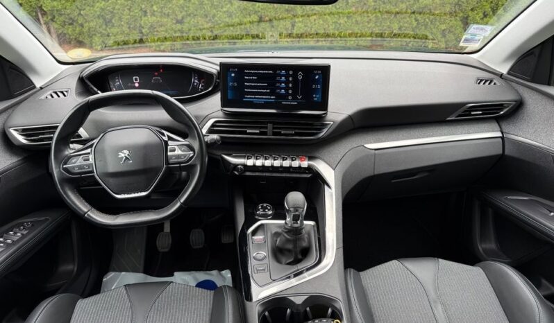 PEUGEOT 5008  | FWD (przód) | Automatyczna | 130 KM | Niebieski full