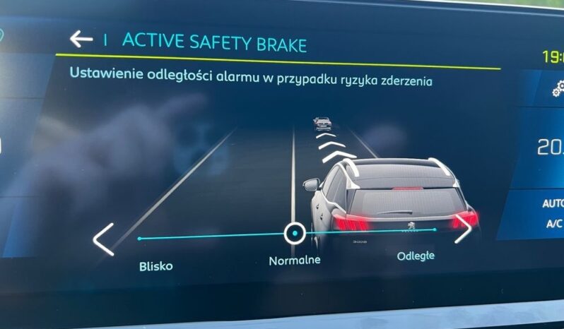 PEUGEOT 3008  | FWD (przód) | Automatyczna | 225 KM | Czarny full