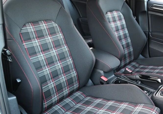 VOLKSWAGEN Golf  | RWD (tył) | Automatyczna | 245 KM | Szary full
