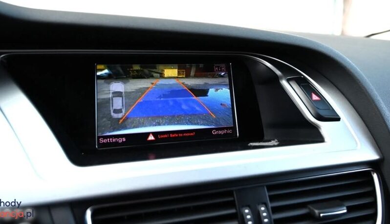 AUDI A4  | 4×4 (doł. automatycznie) | Automatyczna | 240 KM | Srebrny full