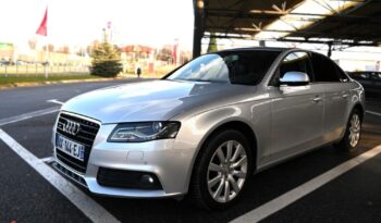 AUDI A4  | 4×4 (doł. automatycznie) | Automatyczna | 240 KM | Srebrny full