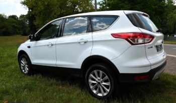 FORD Kuga  | FWD (przód) | Manualna | 120 KM | Biały full
