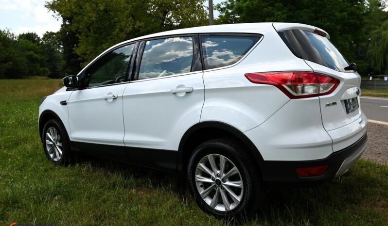 FORD Kuga  | FWD (przód) | Manualna | 120 KM | Biały full