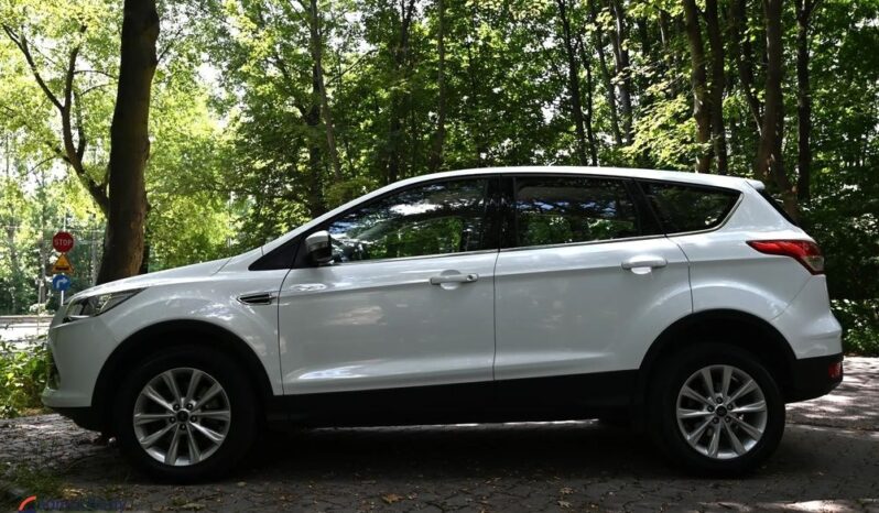 FORD Kuga  | FWD (przód) | Manualna | 120 KM | Biały full