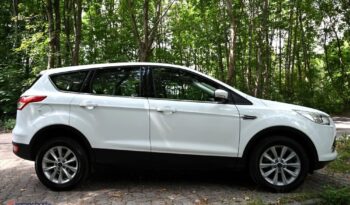 FORD Kuga  | FWD (przód) | Manualna | 120 KM | Biały full