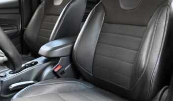 FORD Kuga  | FWD (przód) | Manualna | 120 KM | Biały full