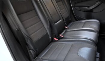 FORD Kuga  | FWD (przód) | Manualna | 120 KM | Biały full