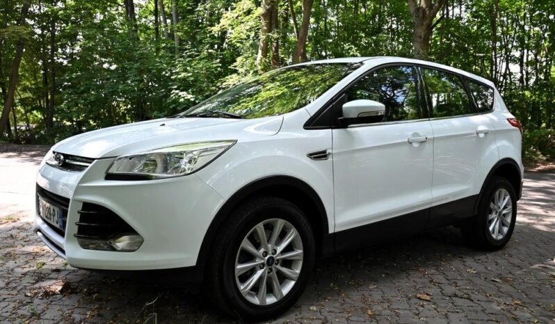 FORD Kuga  | FWD (przód) | Manualna | 120 KM | Biały full