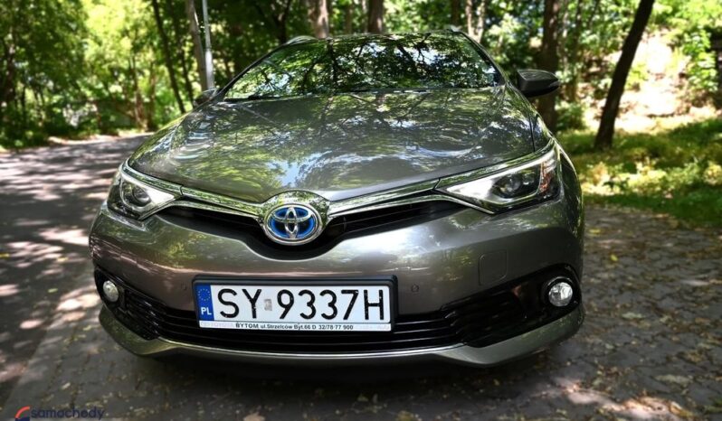 Toyota Auris  | Fwd (Przód) | Automatyczna | 99 Km | Brązowy