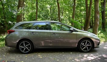 TOYOTA Auris  | FWD (przód) | Automatyczna | 99 KM | Brązowy full