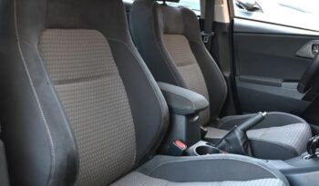 TOYOTA Auris  | FWD (przód) | Automatyczna | 99 KM | Brązowy full