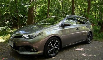 TOYOTA Auris  | FWD (przód) | Automatyczna | 99 KM | Brązowy full