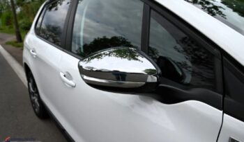PEUGEOT 2008  | FWD (przód) | Manualna | 75 KM | Biały full