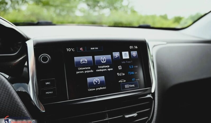PEUGEOT 2008  | FWD (przód) | Manualna | 75 KM | Biały full