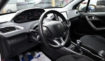 PEUGEOT 2008  | FWD (przód) | Manualna | 75 KM | Biały full