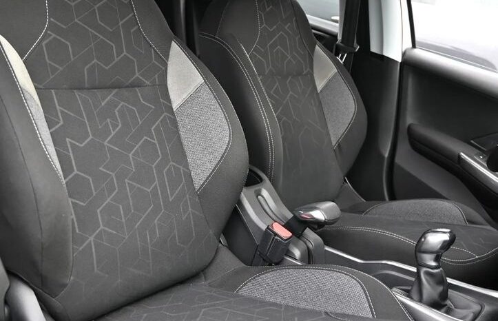 PEUGEOT 2008  | FWD (przód) | Manualna | 75 KM | Biały full