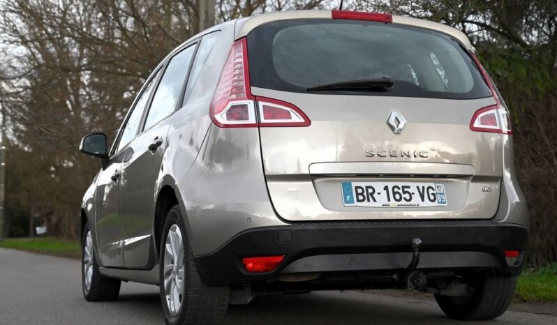 RENAULT Scenic  | FWD (przód) | Manualna | 130 KM | Beżowy full