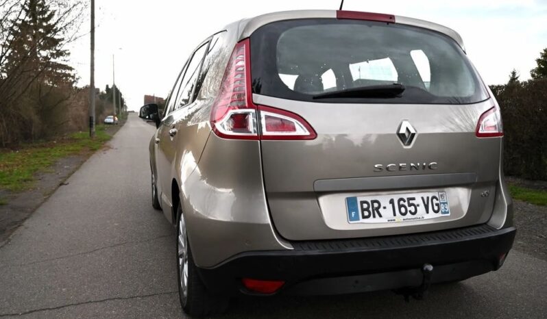 RENAULT Scenic  | FWD (przód) | Manualna | 130 KM | Beżowy full