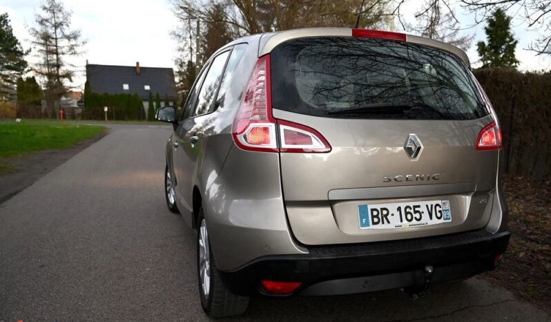 RENAULT Scenic  | FWD (przód) | Manualna | 130 KM | Beżowy full