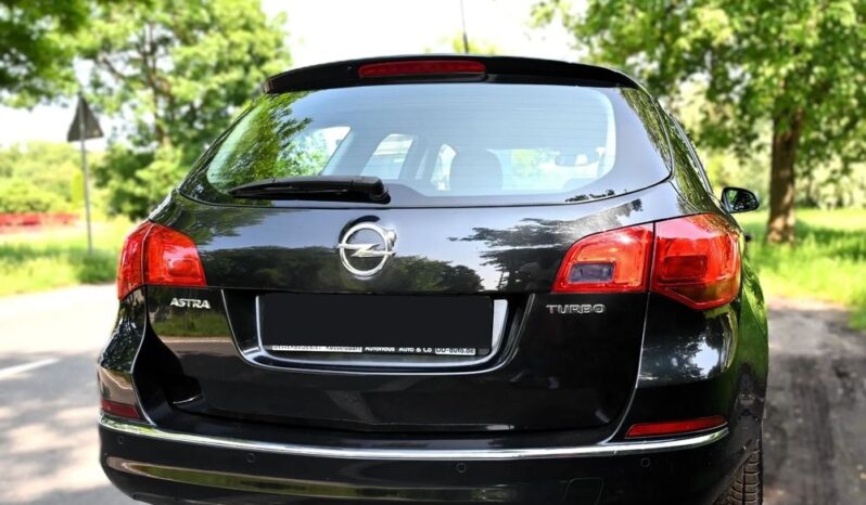 OPEL Astra | FWD (przód) | Manualna | 140 KM | Czarny full