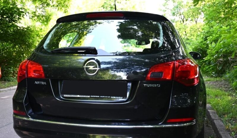 OPEL Astra | FWD (przód) | Manualna | 140 KM | Czarny full