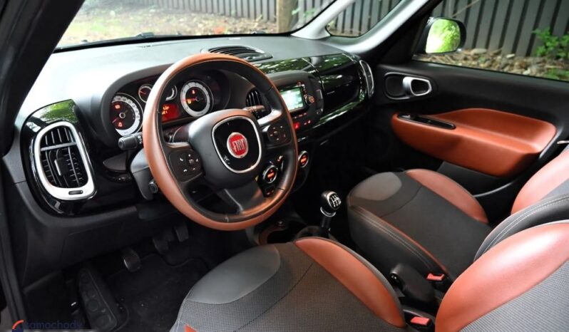 FIAT 500L  | FWD (przód) | Manualna | 95 KM | Czarny full