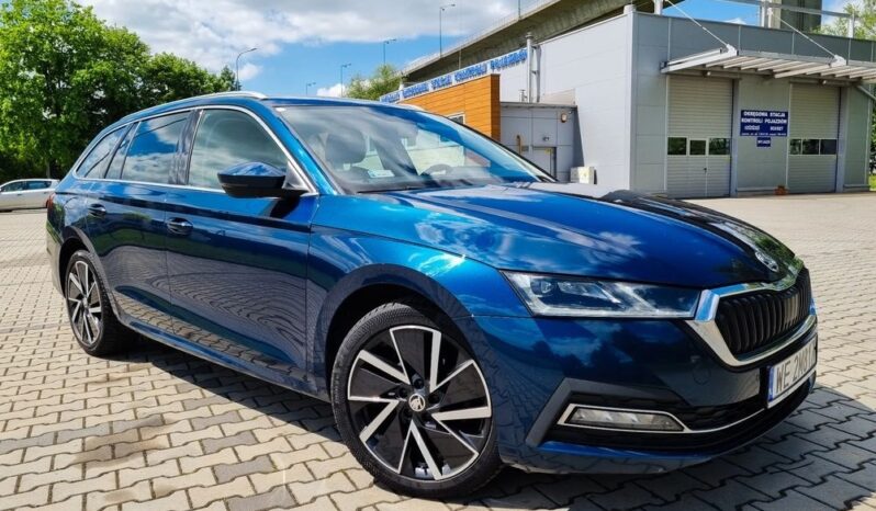 SKODA Octavia  | FWD (przód) | Automatyczna | 150 KM | Zielony full