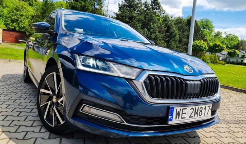 SKODA Octavia  | FWD (przód) | Automatyczna | 150 KM | Zielony full