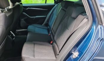 SKODA Octavia  | FWD (przód) | Automatyczna | 150 KM | Zielony full