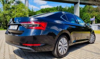 SKODA Superb  | FWD (przód) | Automatyczna | 150 KM | Czarny full