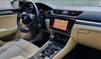 SKODA Superb  | FWD (przód) | Automatyczna | 150 KM | Czarny full