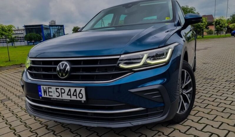 VOLKSWAGEN Tiguan  | FWD (przód) | Automatyczna | 150 KM | Zielony full