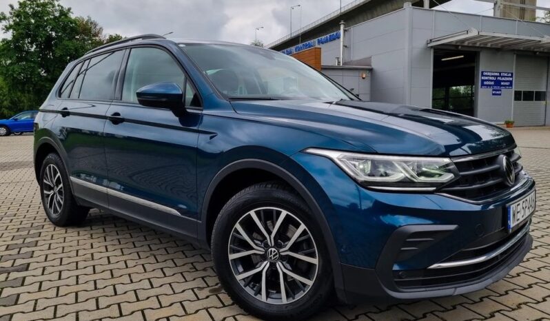 VOLKSWAGEN Tiguan  | FWD (przód) | Automatyczna | 150 KM | Zielony full