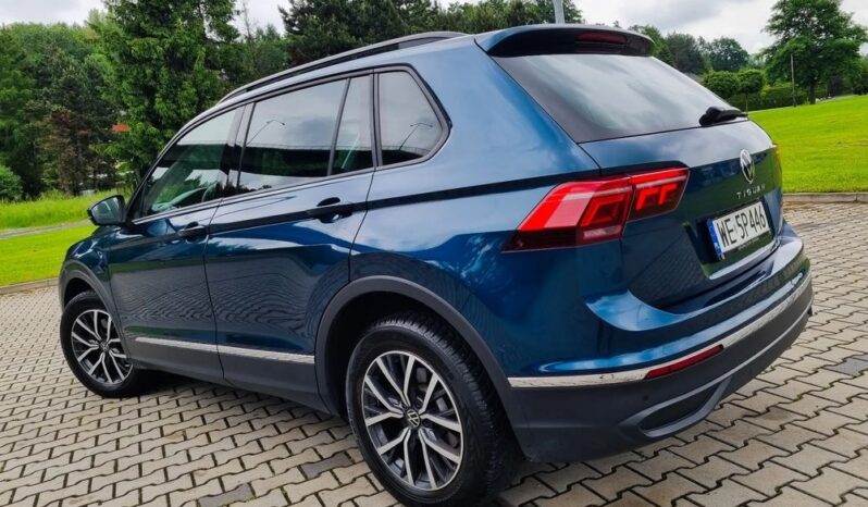 VOLKSWAGEN Tiguan  | FWD (przód) | Automatyczna | 150 KM | Zielony full
