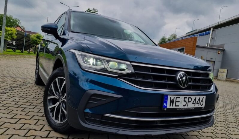 VOLKSWAGEN Tiguan  | FWD (przód) | Automatyczna | 150 KM | Zielony full