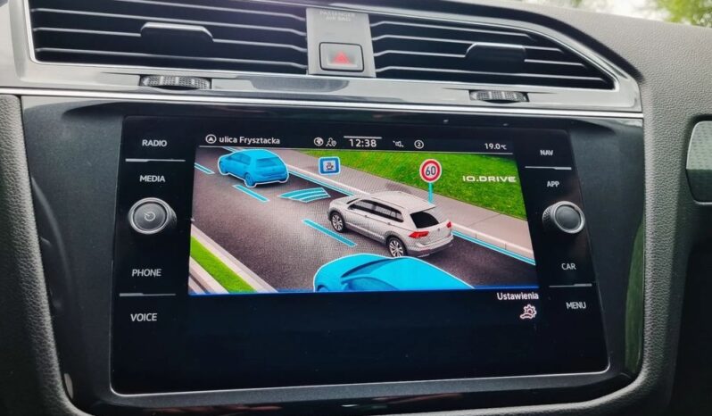 VOLKSWAGEN Tiguan  | FWD (przód) | Automatyczna | 150 KM | Zielony full
