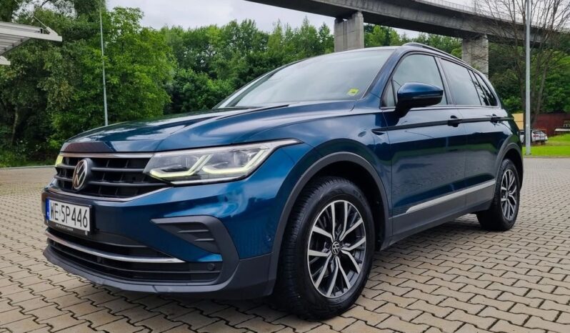 VOLKSWAGEN Tiguan  | FWD (przód) | Automatyczna | 150 KM | Zielony full