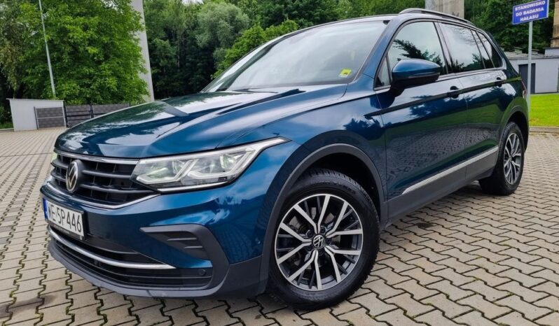 VOLKSWAGEN Tiguan  | FWD (przód) | Automatyczna | 150 KM | Zielony full