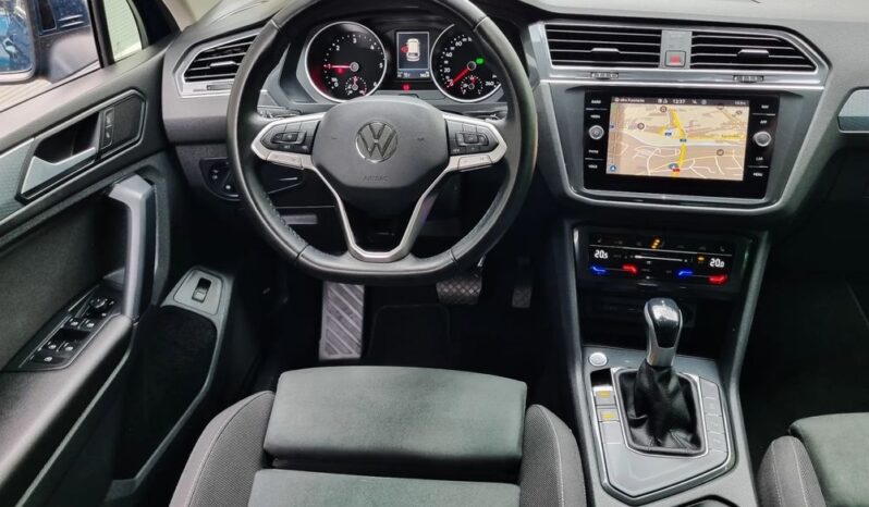 VOLKSWAGEN Tiguan  | FWD (przód) | Automatyczna | 150 KM | Zielony full