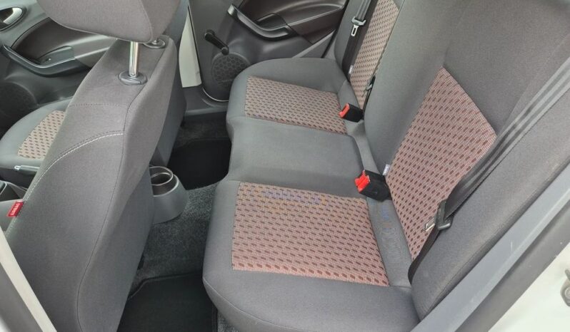 SEAT Ibiza  | FWD (przód) | Manualna | 70 KM | Biały full