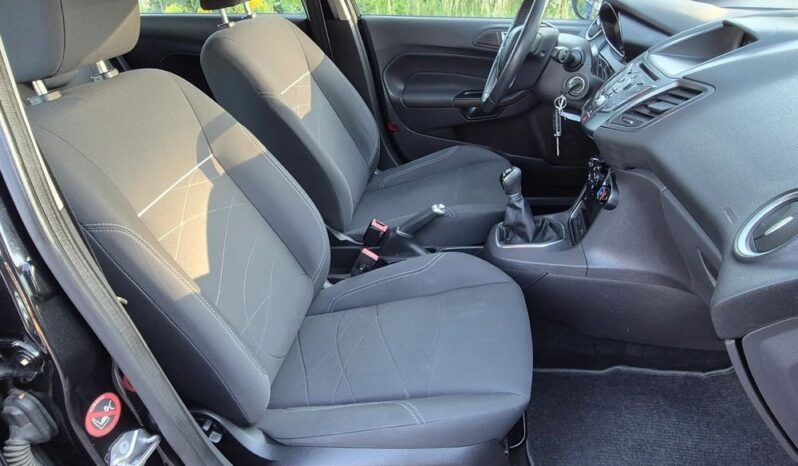 FORD Fiesta  | FWD (przód) | Manualna | 82 KM | Czarny full